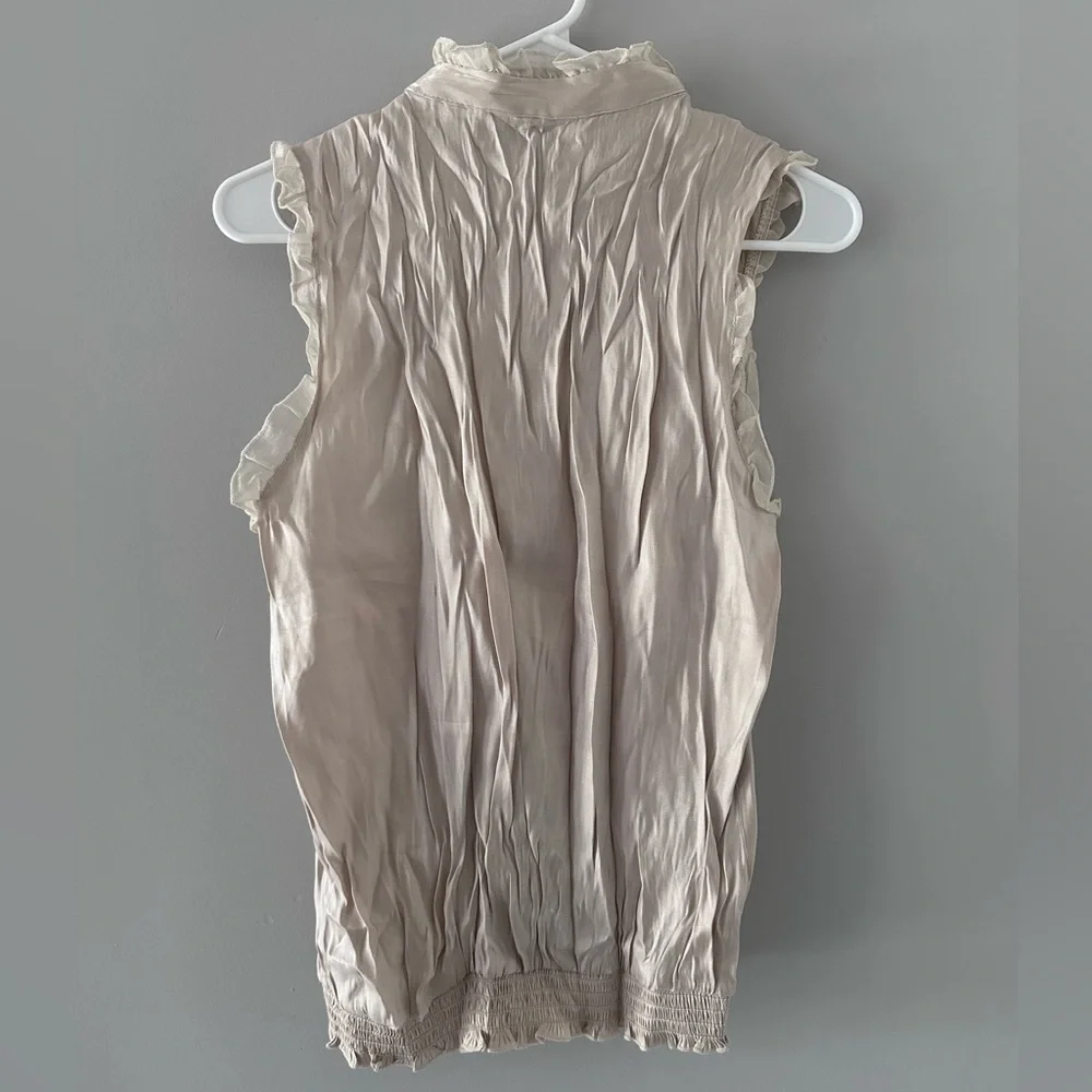 Ruffled Top - Picture 2 of 6